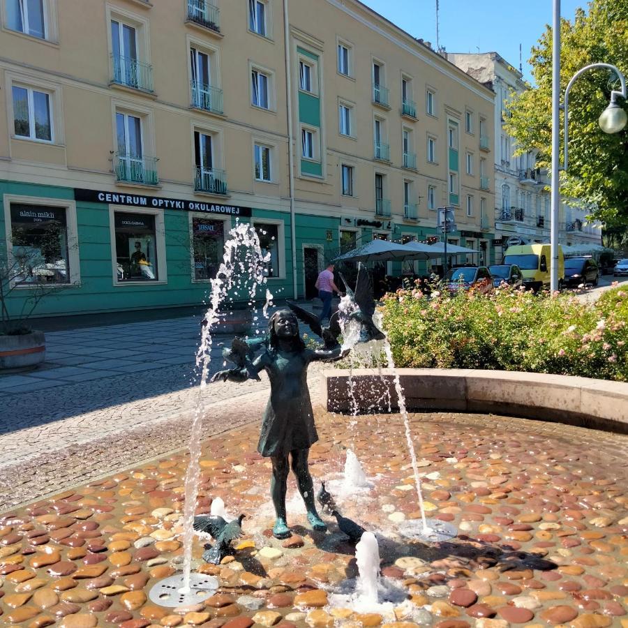 Cicha Kawalerka W Samym Centrum Częstochowa Exteriör bild